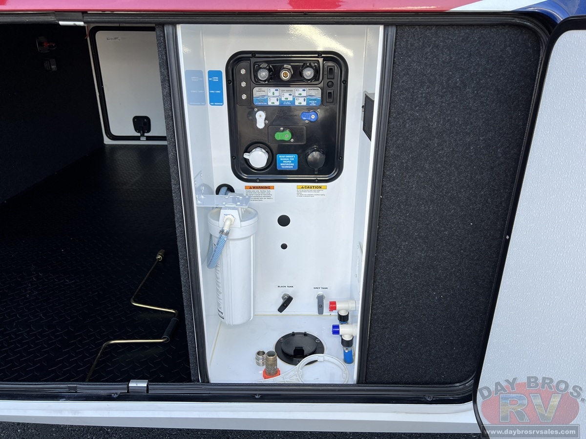 2024 Grand Design Solitude 390RK Fifth Wheel