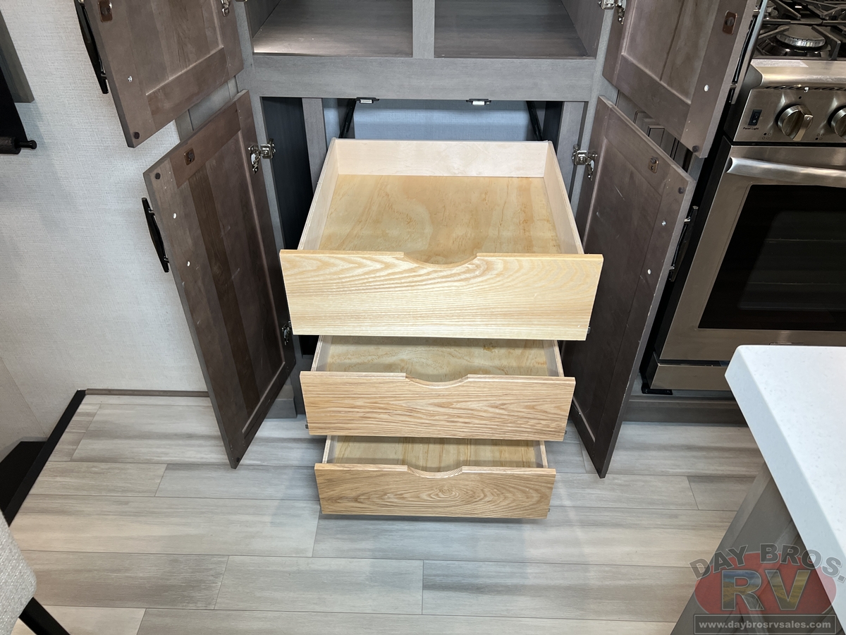 2024 Grand Design Solitude 390RK Fifth Wheel