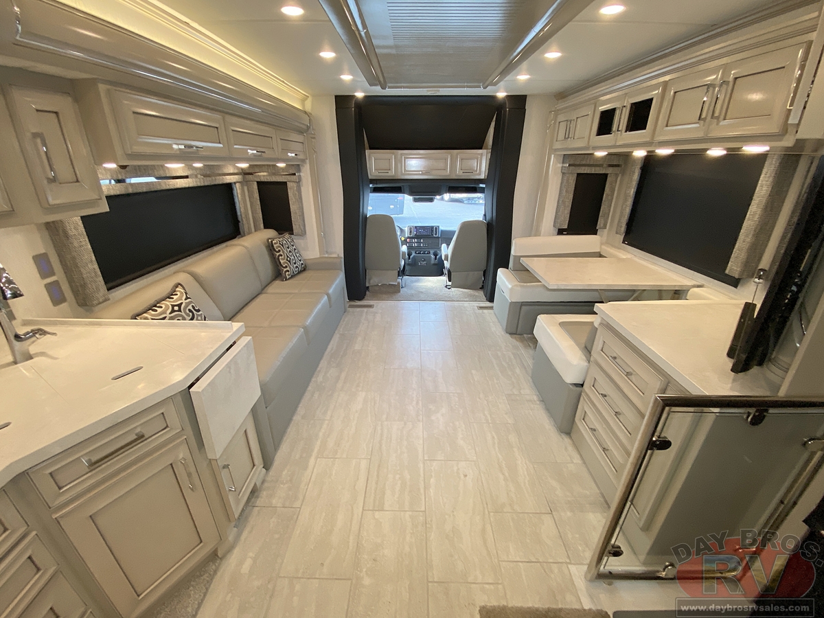 2024 Newmar Super Star Motorhome