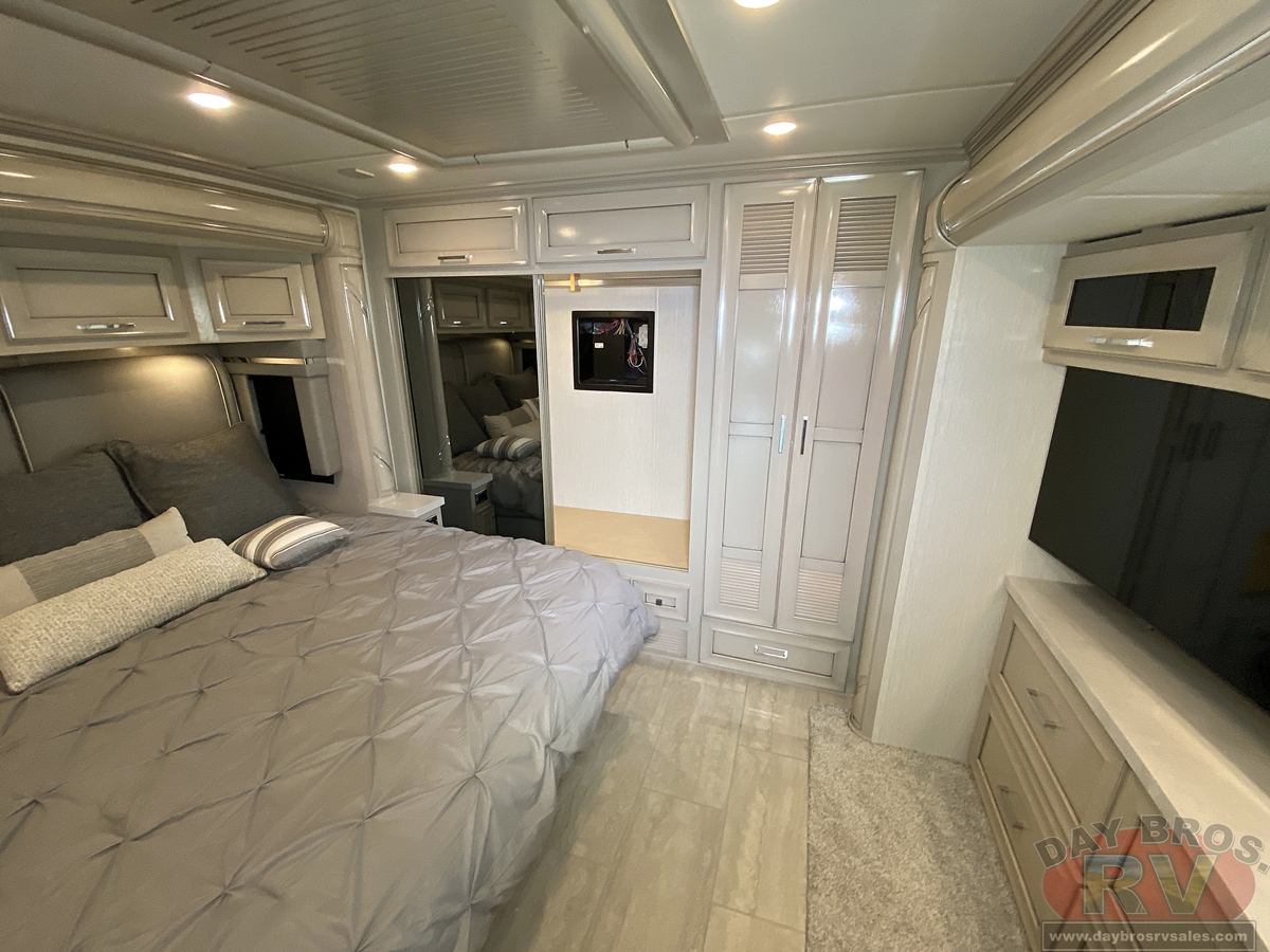 2024 Newmar Super Star Motorhome