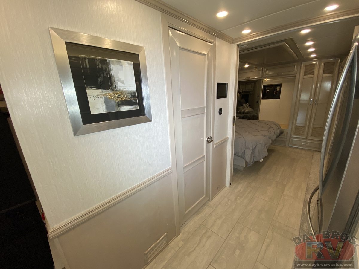 2024 Newmar Super Star Motorhome