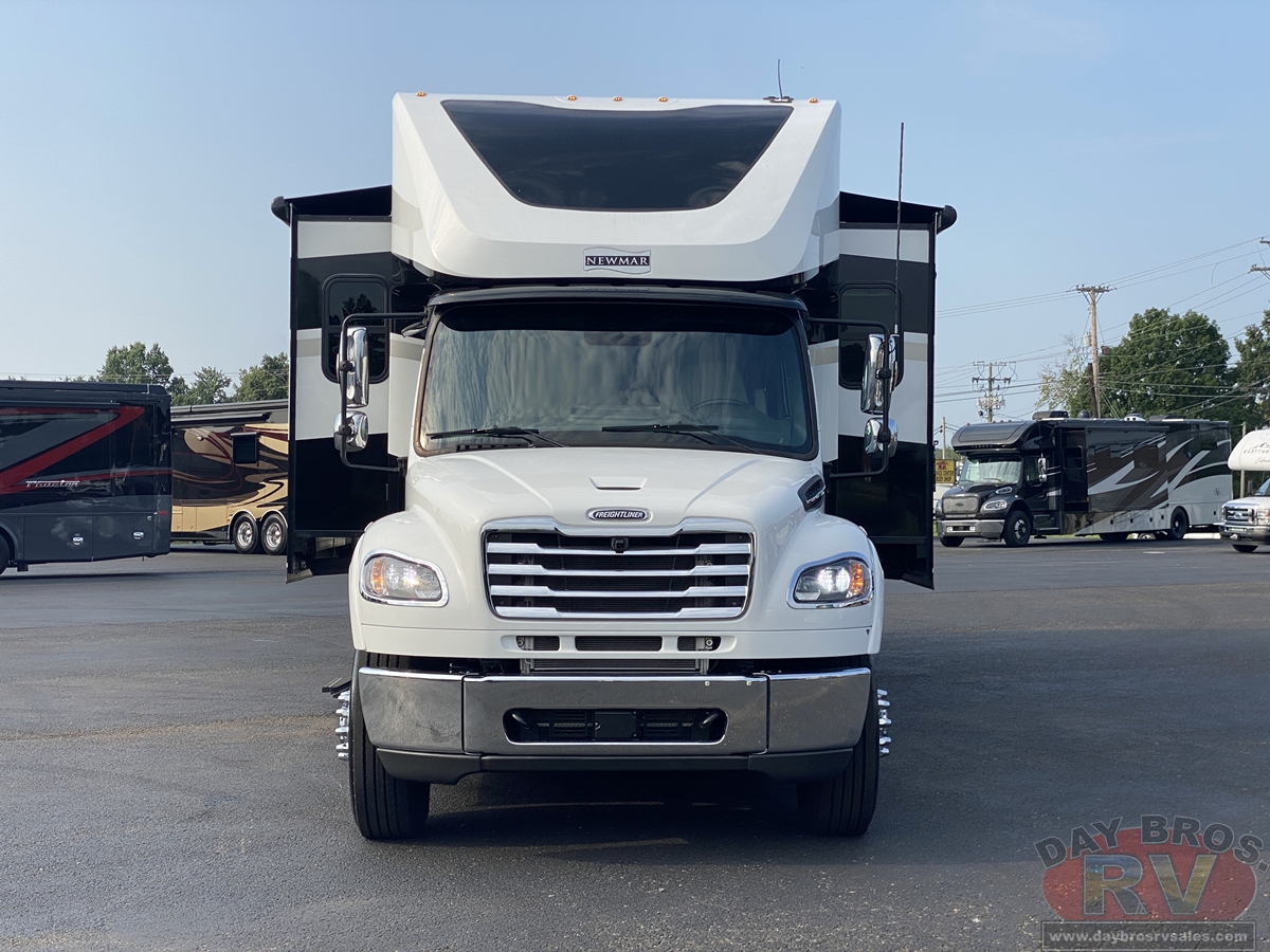 2024 Newmar Super Star Motorhome