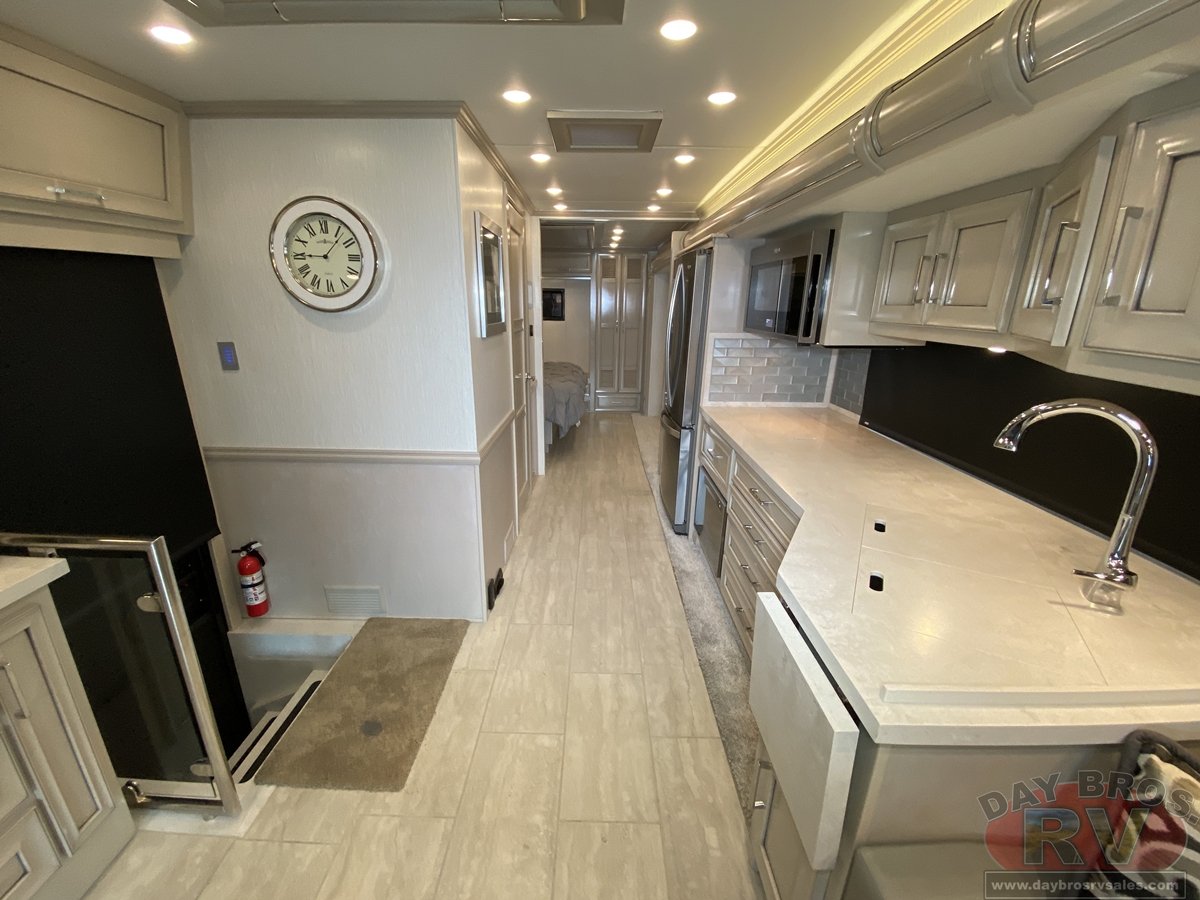 2024 Newmar Super Star Motorhome