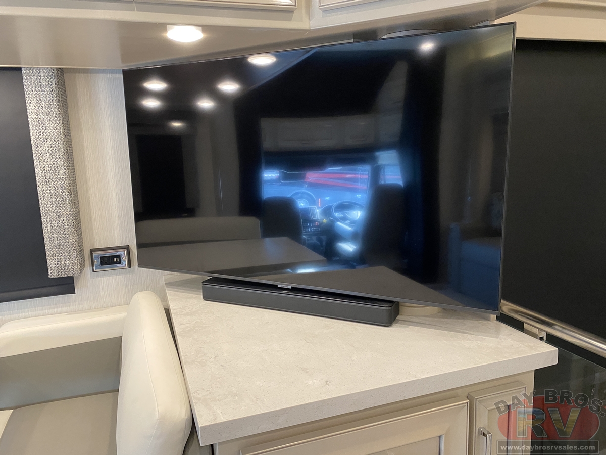 2024 Newmar Super Star Motorhome