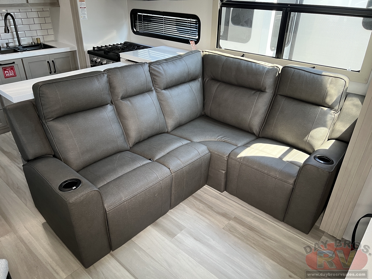 2025 Grand Design Momentum M-Class Toy Hauler Fifth Wheel