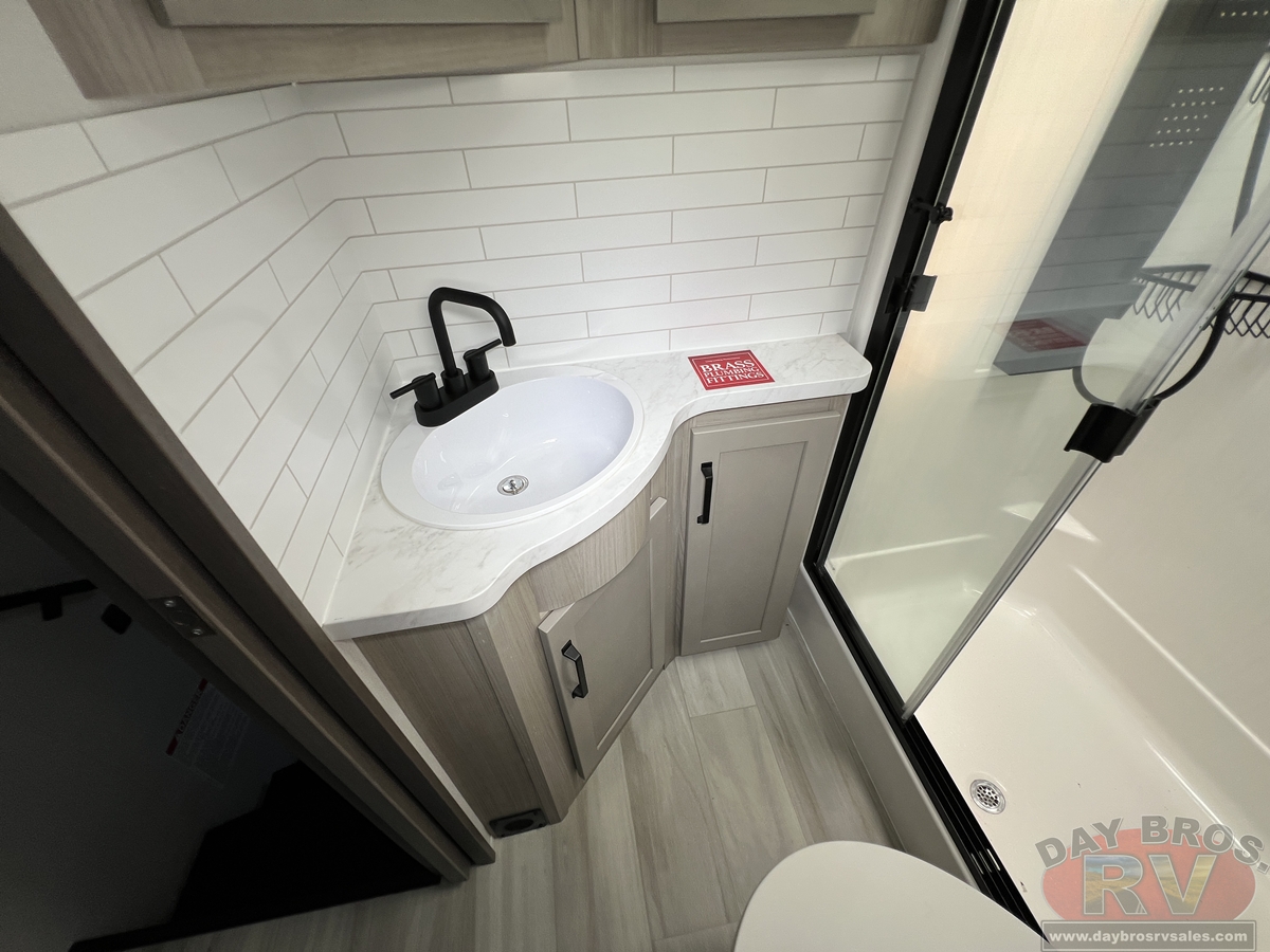 2025 Grand Design Momentum M-Class Toy Hauler Fifth Wheel