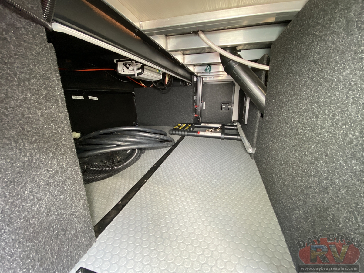 2025 Grand Design Momentum M-Class Toy Hauler Fifth Wheel