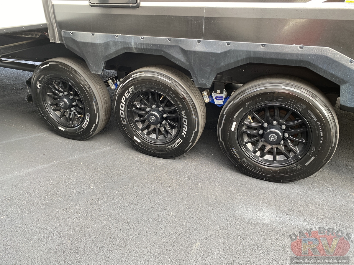 2025 Grand Design Momentum M-Class Toy Hauler Fifth Wheel