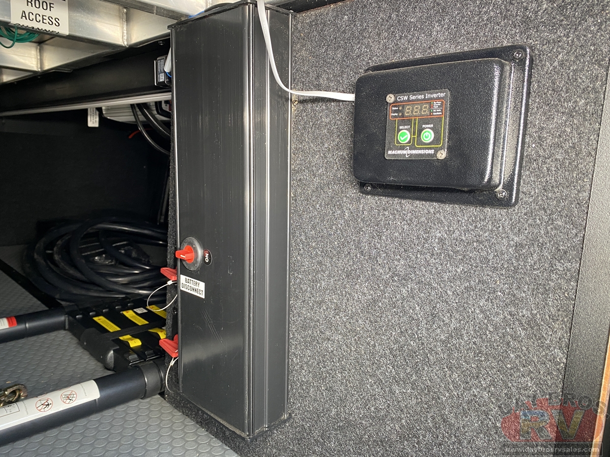 2025 Grand Design Momentum M-Class Toy Hauler Fifth Wheel