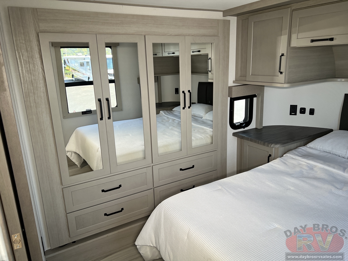 2025 Grand Design Momentum M-Class Toy Hauler Fifth Wheel