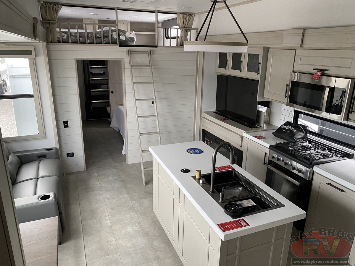 2026 Grand Design Solitude 391DL Fifth Wheel