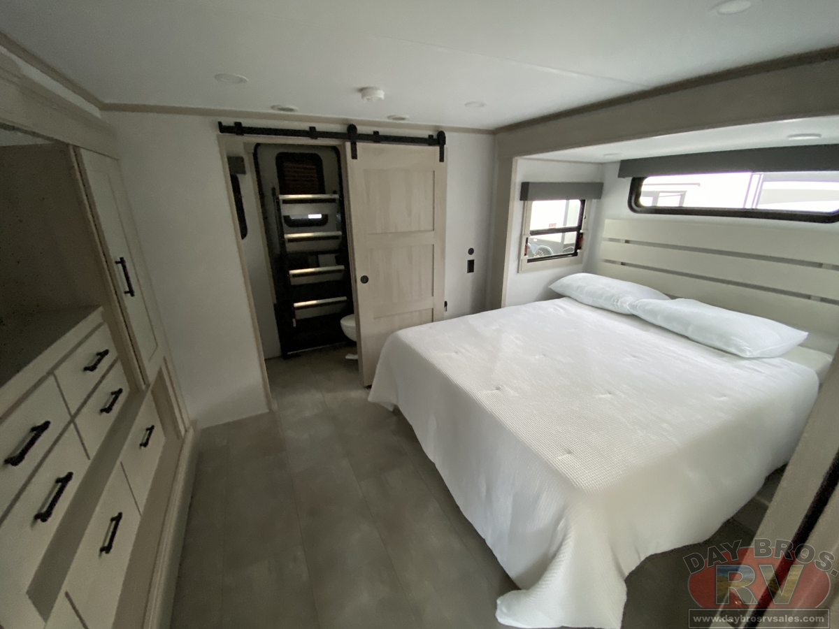 2026 Grand Design Solitude 391DL Fifth Wheel
