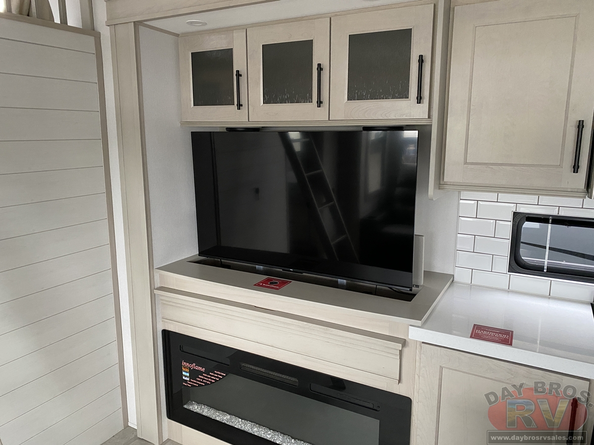 2026 Grand Design Solitude 391DL Fifth Wheel