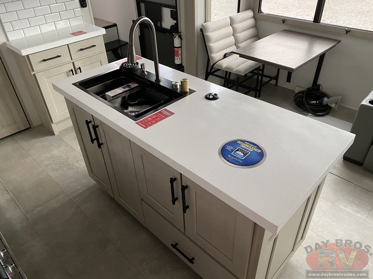 2026 Grand Design Solitude 391DL Fifth Wheel