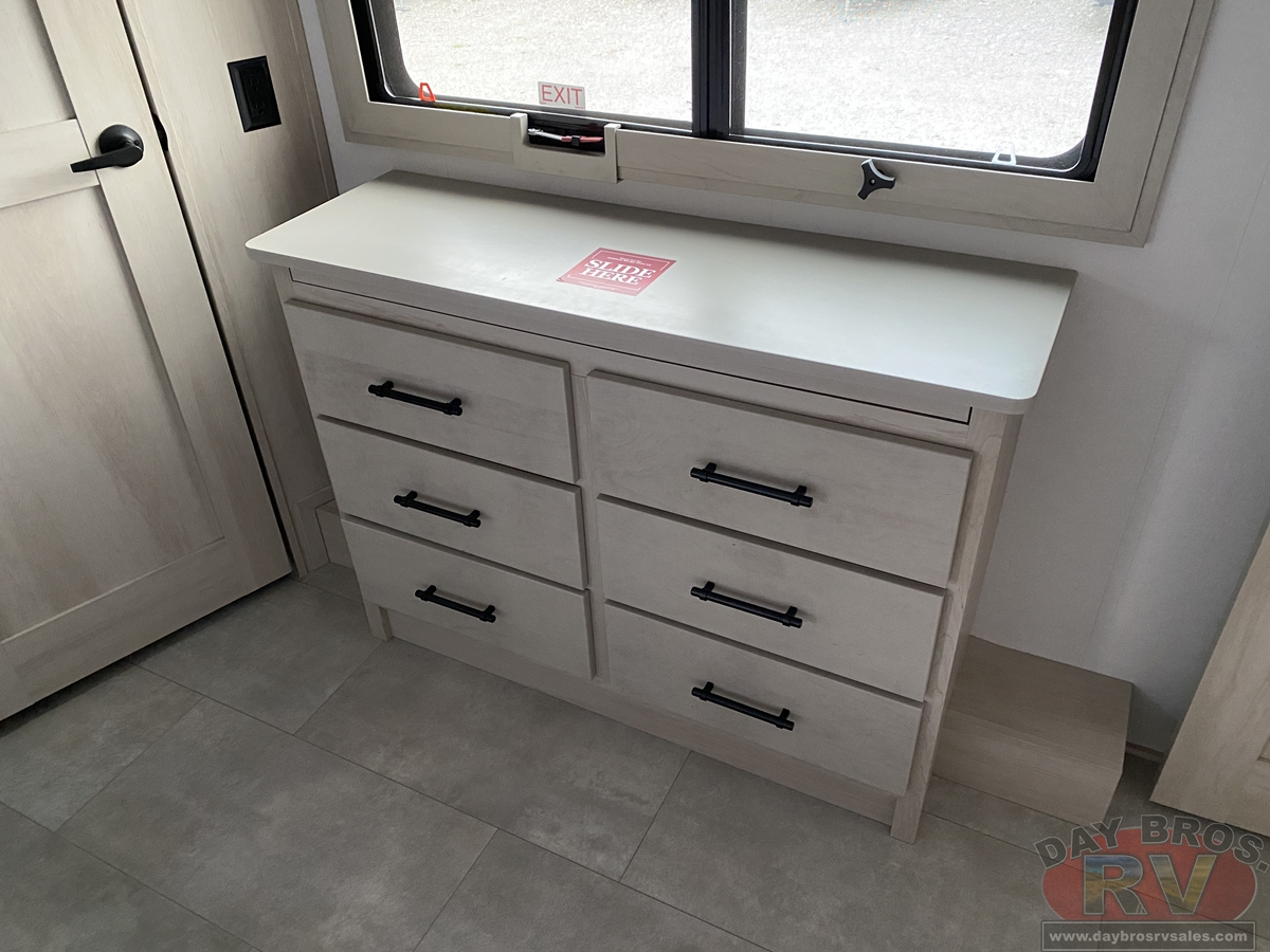 2026 Grand Design Solitude 391DL Fifth Wheel