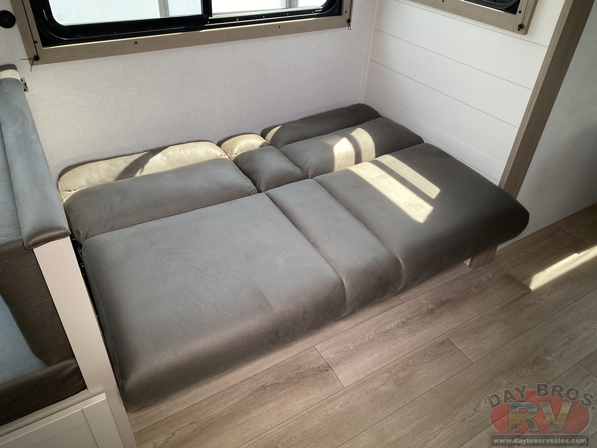 2027 Jayco Jay Flight SLX 261BHS Travel Trailer