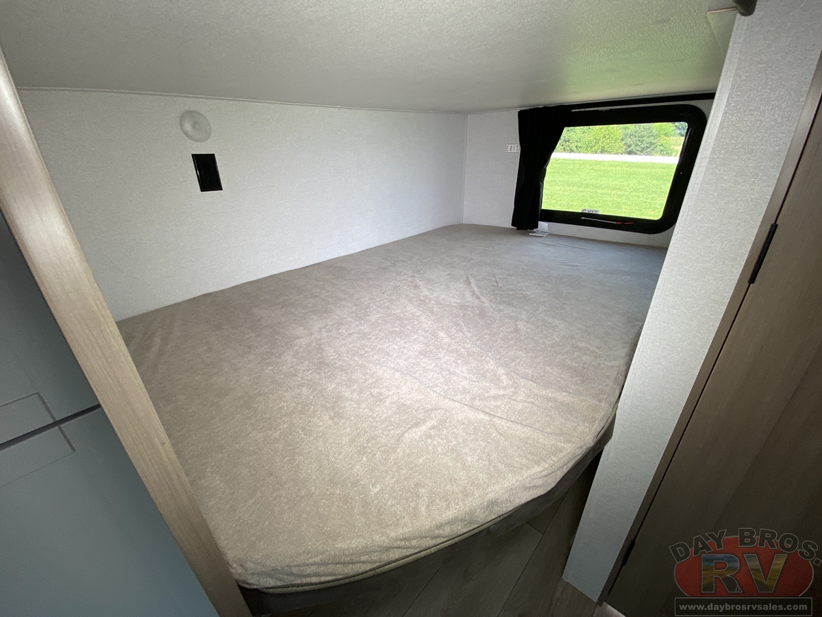 2027 Jayco Jay Flight SLX 261BHS Travel Trailer