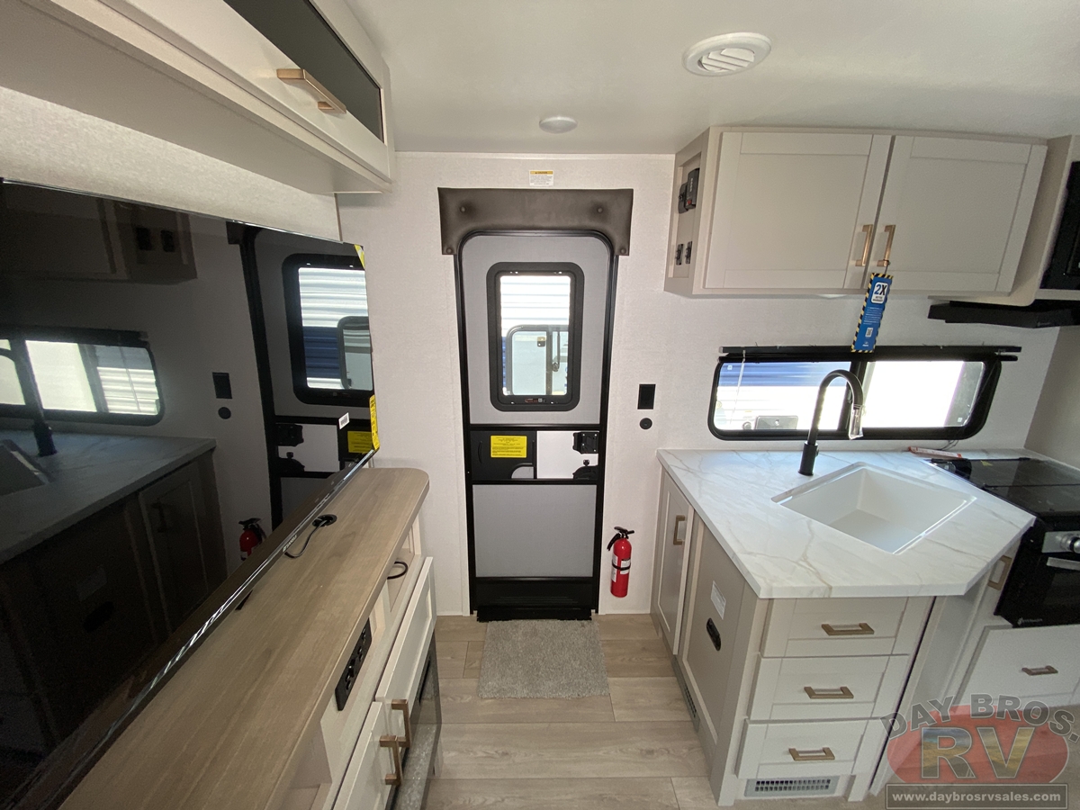 2027 Jayco Jay Flight SLX 261BHS Travel Trailer
