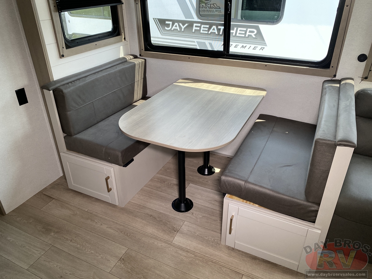 2027 Jayco Jay Flight SLX 261BHS Travel Trailer