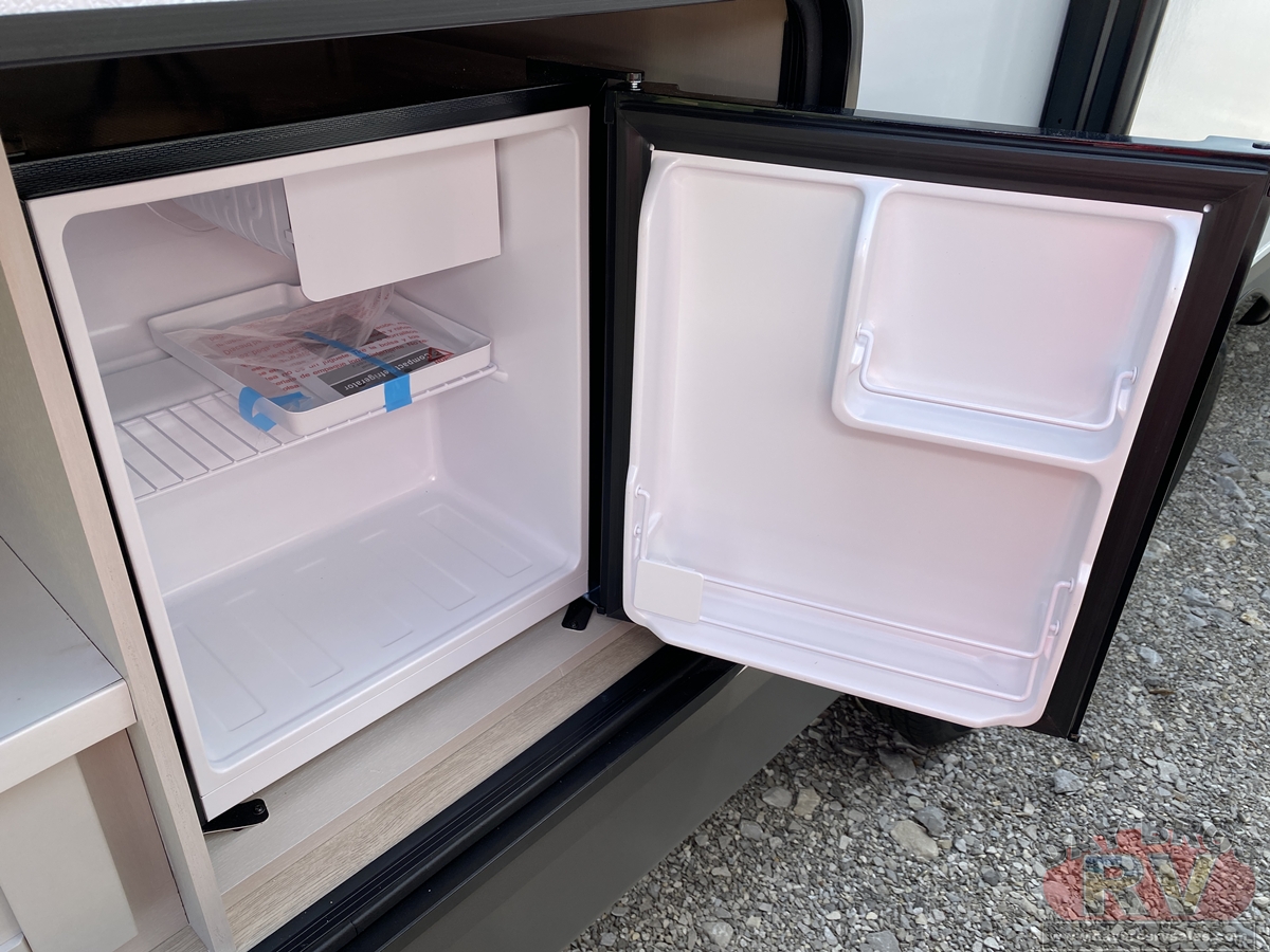 2027 Jayco Jay Flight SLX 261BHS Travel Trailer
