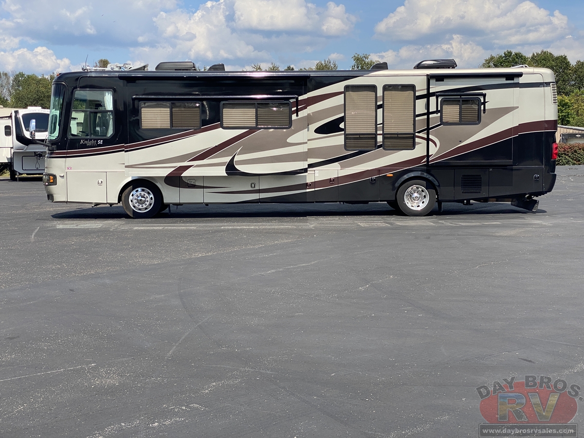 2008 Monaco Knight Motorhome