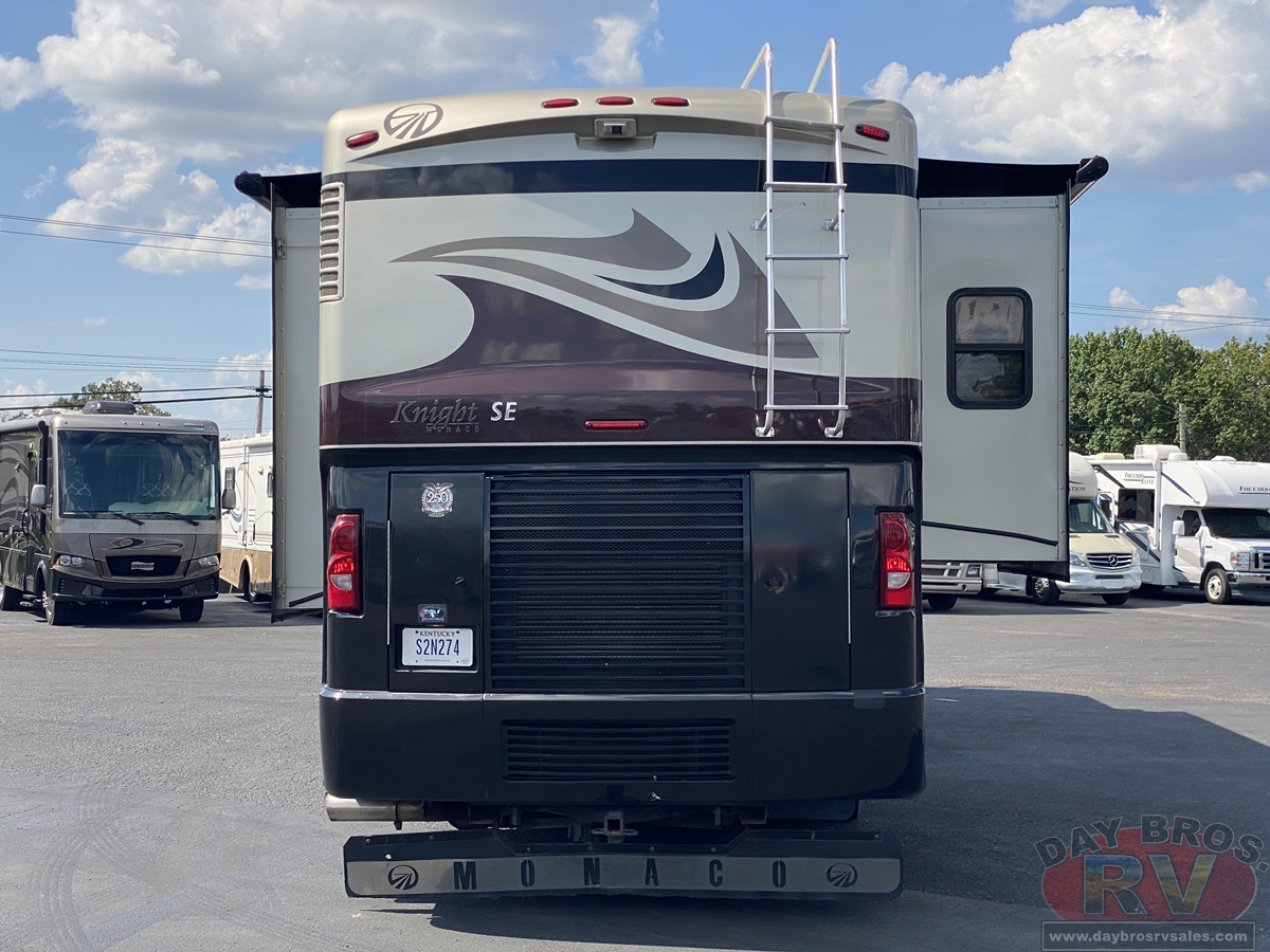 2008 Monaco Knight Motorhome