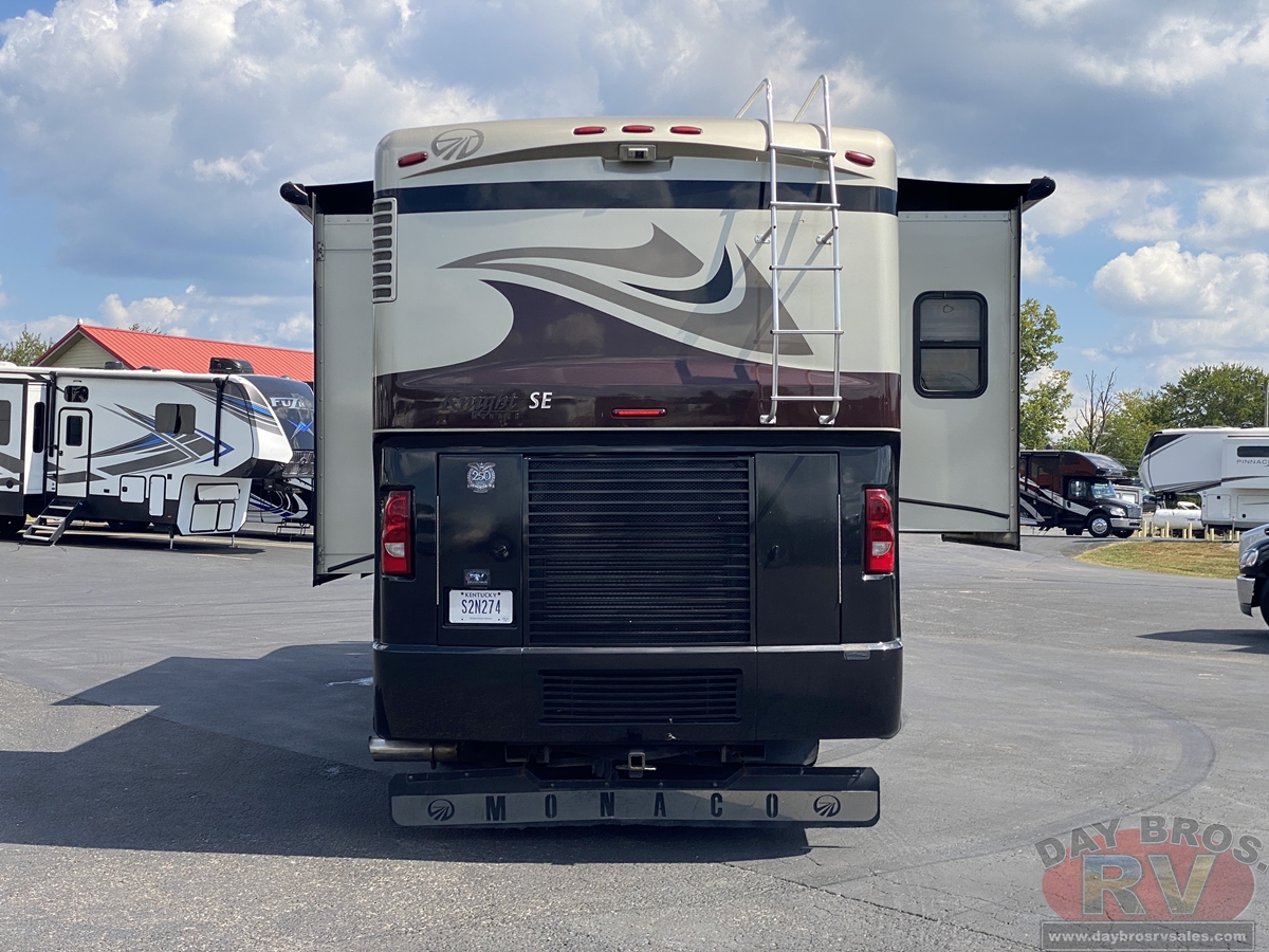 2008 Monaco Knight Motorhome