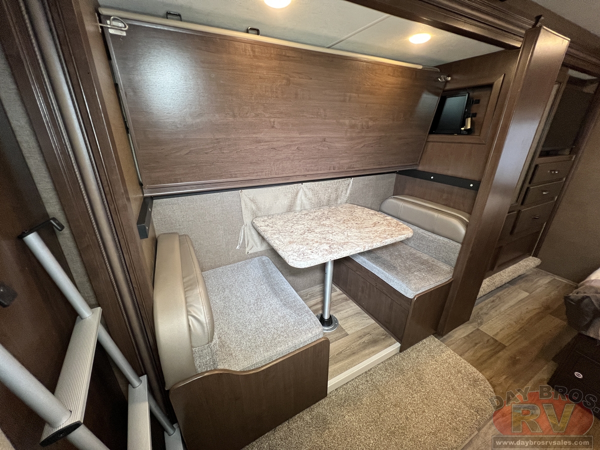 2019 Thor Motor Coach Freedom Elite Motorhome