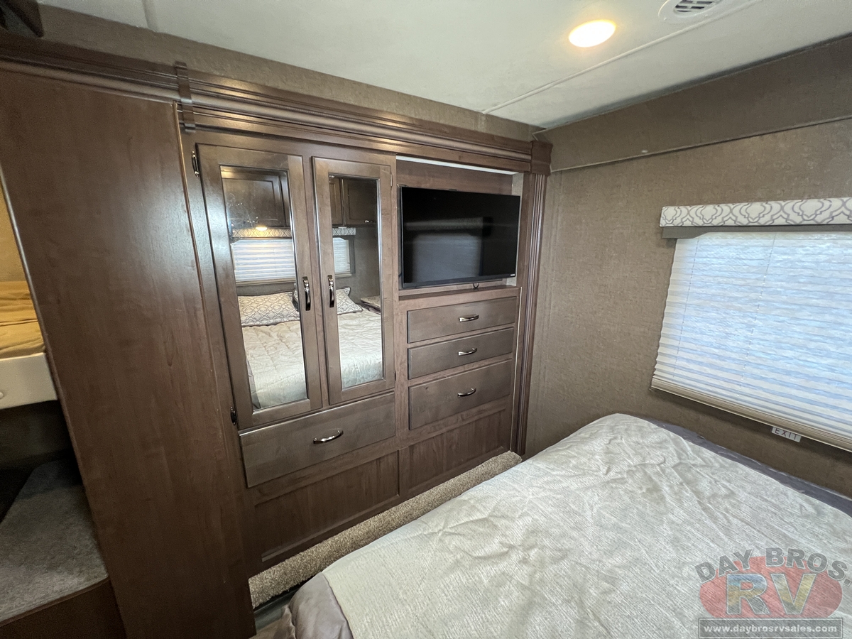 2019 Thor Motor Coach Freedom Elite Motorhome