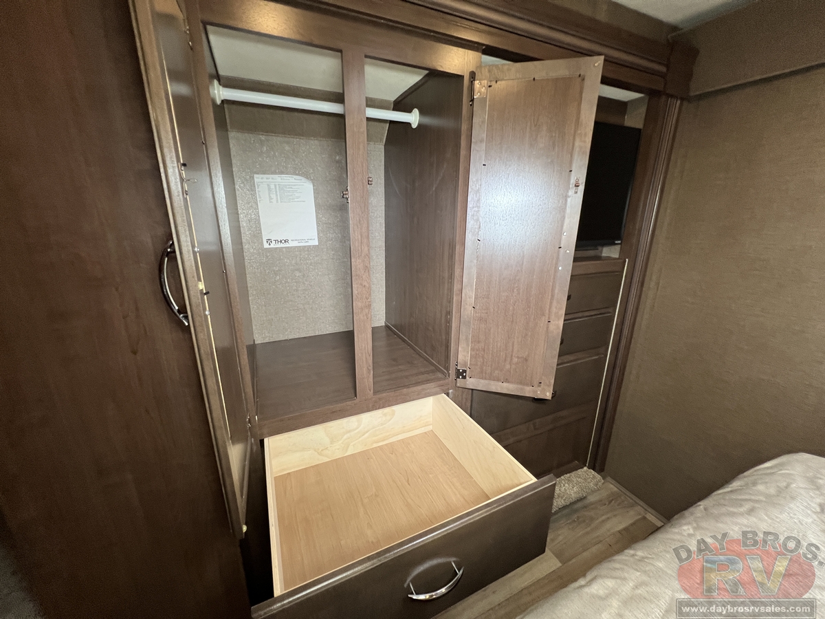 2019 Thor Motor Coach Freedom Elite Motorhome