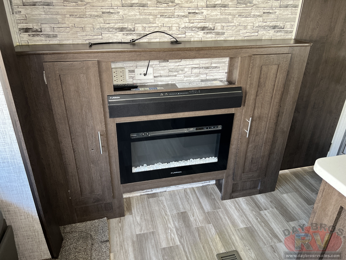 2020 Forest River Salem Midwest 31KQBTS Travel Trailer