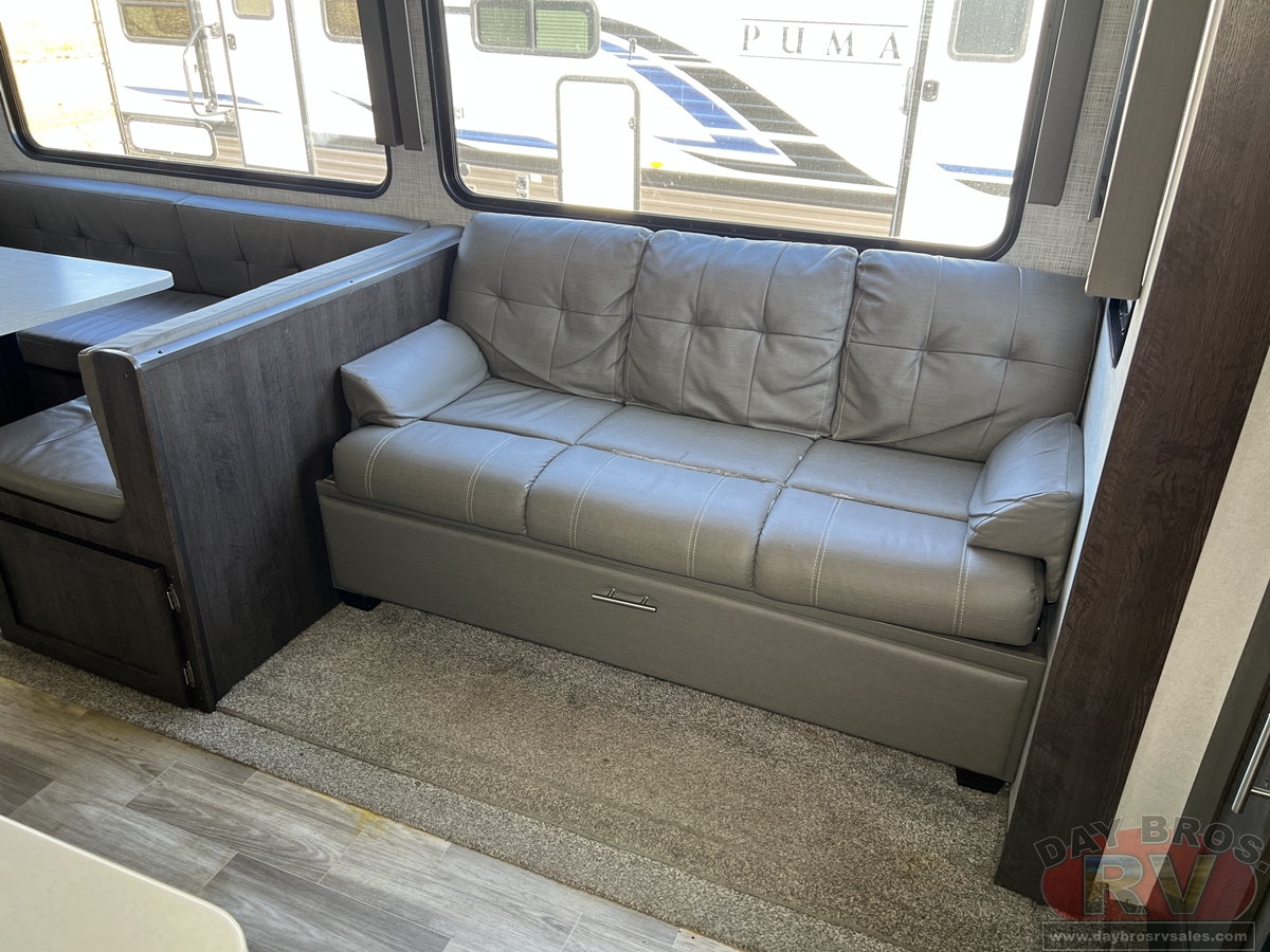 2020 Forest River Salem Midwest 31KQBTS Travel Trailer