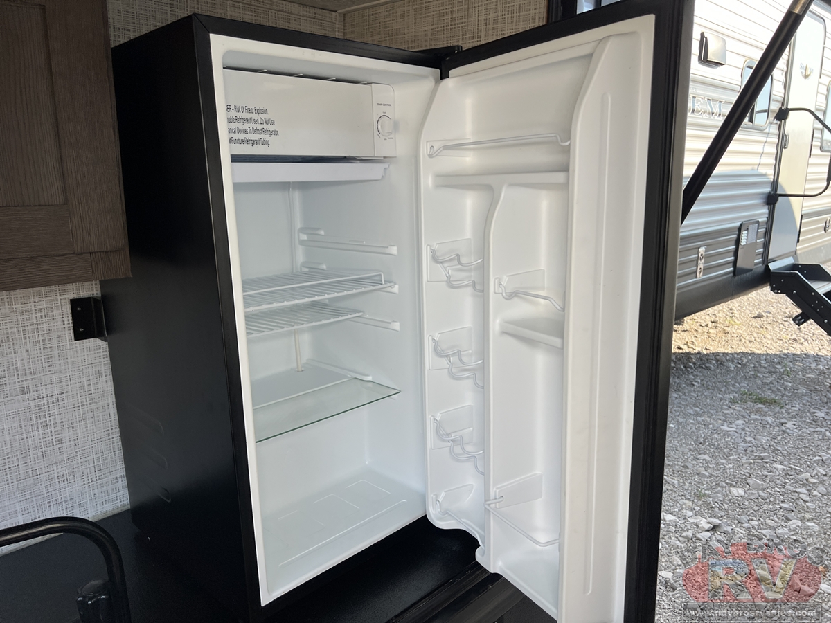 2020 Forest River Salem Midwest 31KQBTS Travel Trailer