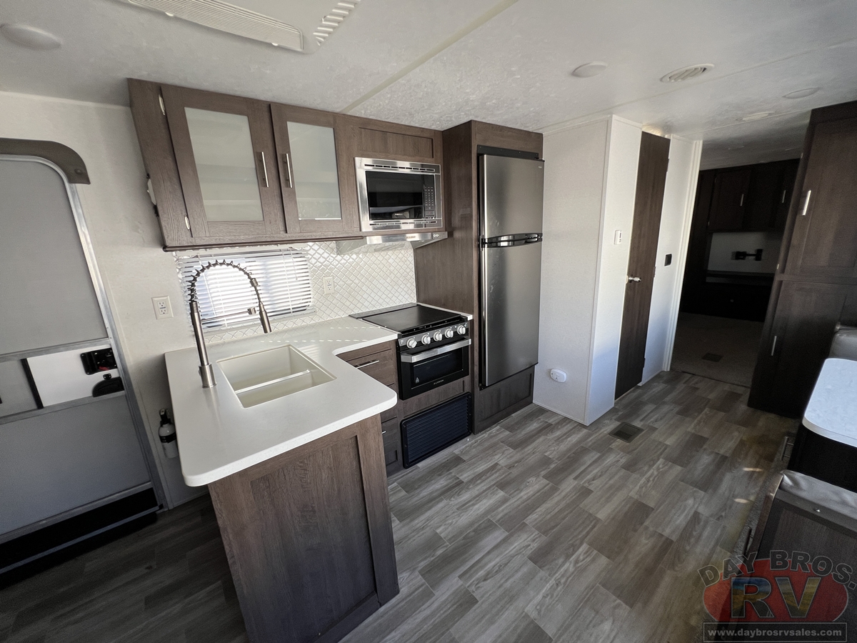 2020 Forest River Salem Midwest 31KQBTS Travel Trailer