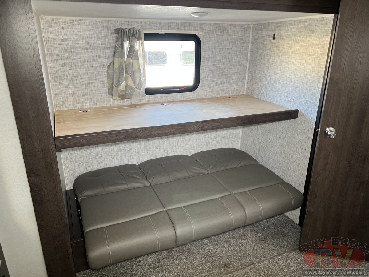 2020 Forest River Salem Midwest 31KQBTS Travel Trailer