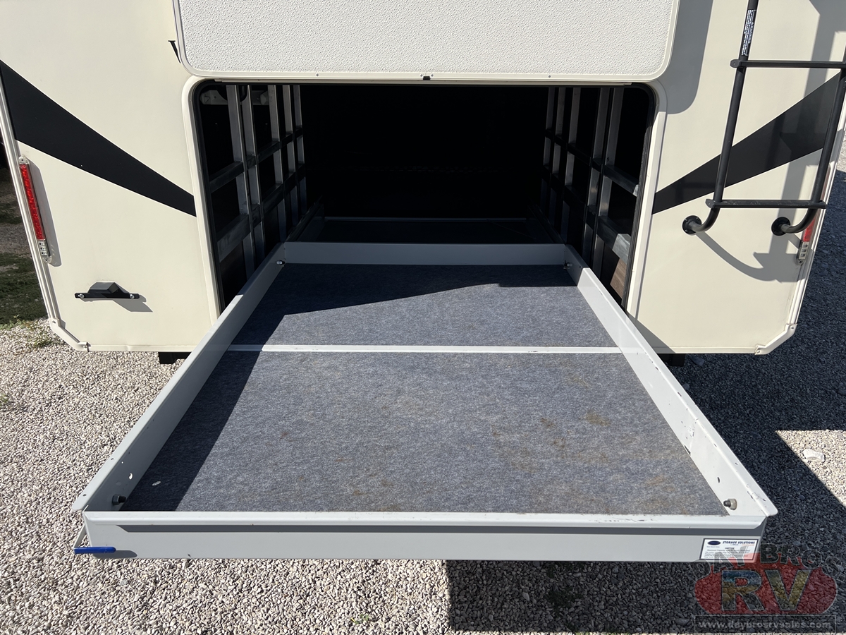 2021 Grand Design Solitude 380FL / 380FL-R Fifth Wheel