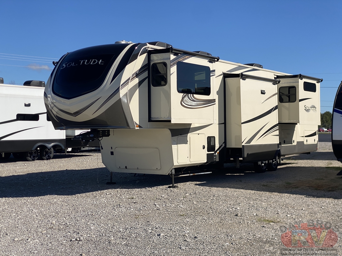 2021 Grand Design Solitude 380FL / 380FL-R Fifth Wheel