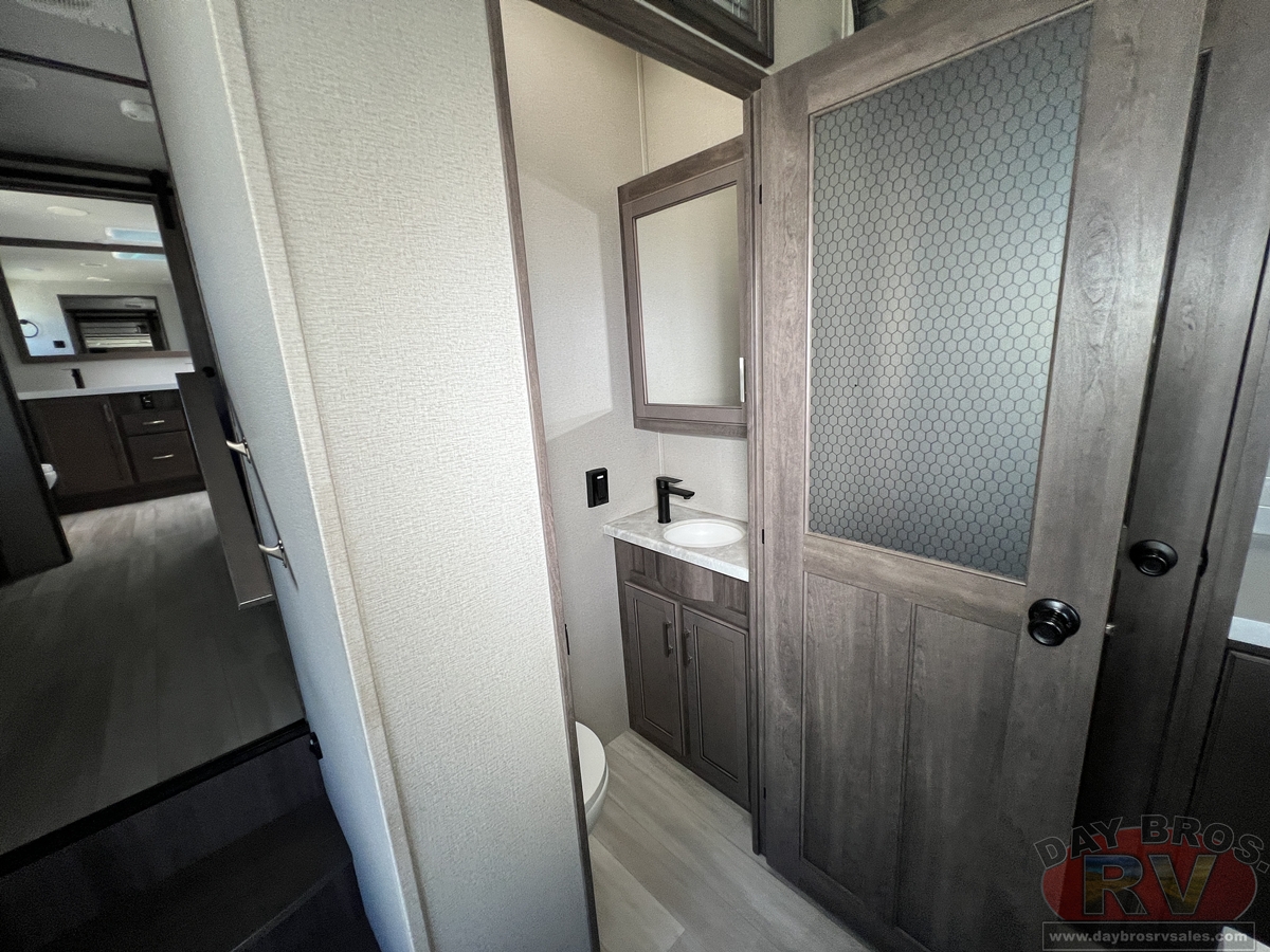 2021 Grand Design Solitude 380FL / 380FL-R Fifth Wheel