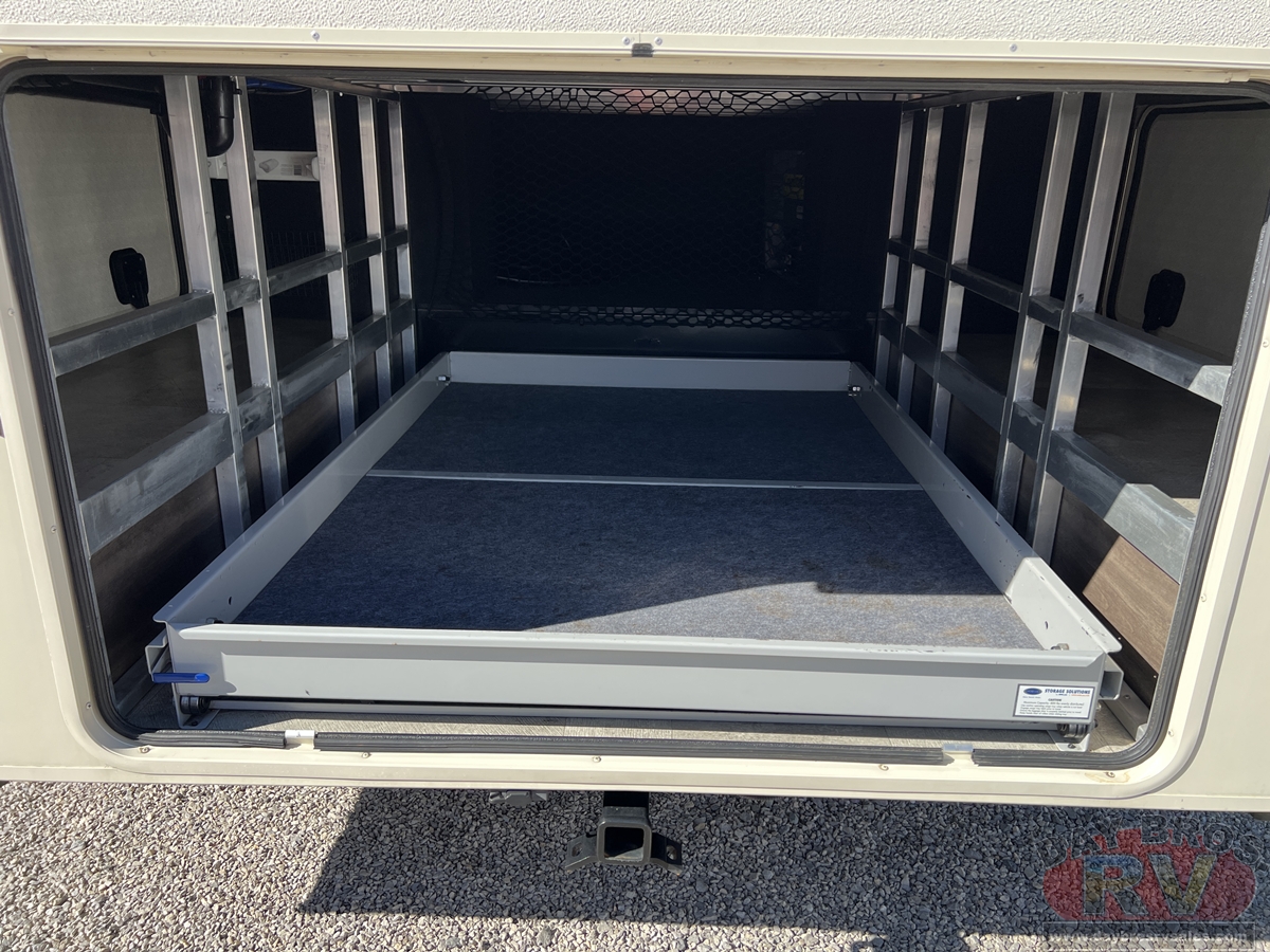 2021 Grand Design Solitude 380FL / 380FL-R Fifth Wheel