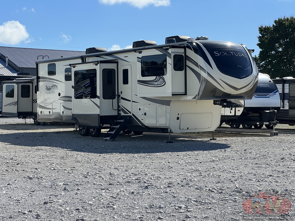 2021 Grand Design Solitude 380FL / 380FL-R Fifth Wheel