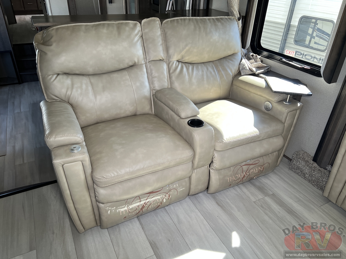 2021 Grand Design Solitude 380FL / 380FL-R Fifth Wheel