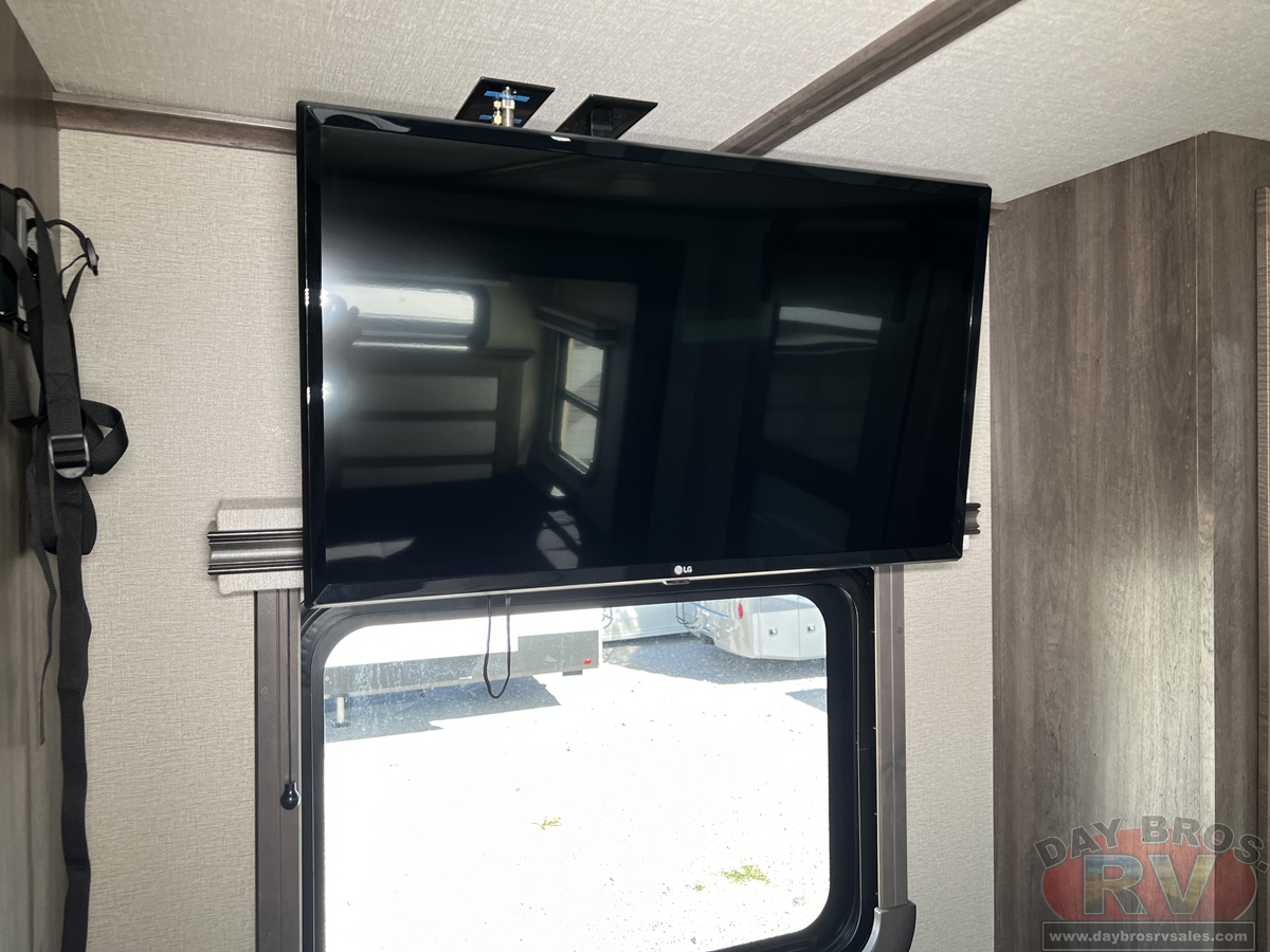 2021 Grand Design Solitude 380FL / 380FL-R Fifth Wheel