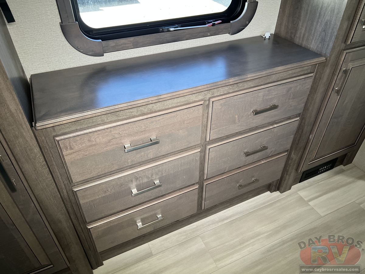 2021 Grand Design Solitude 380FL / 380FL-R Fifth Wheel