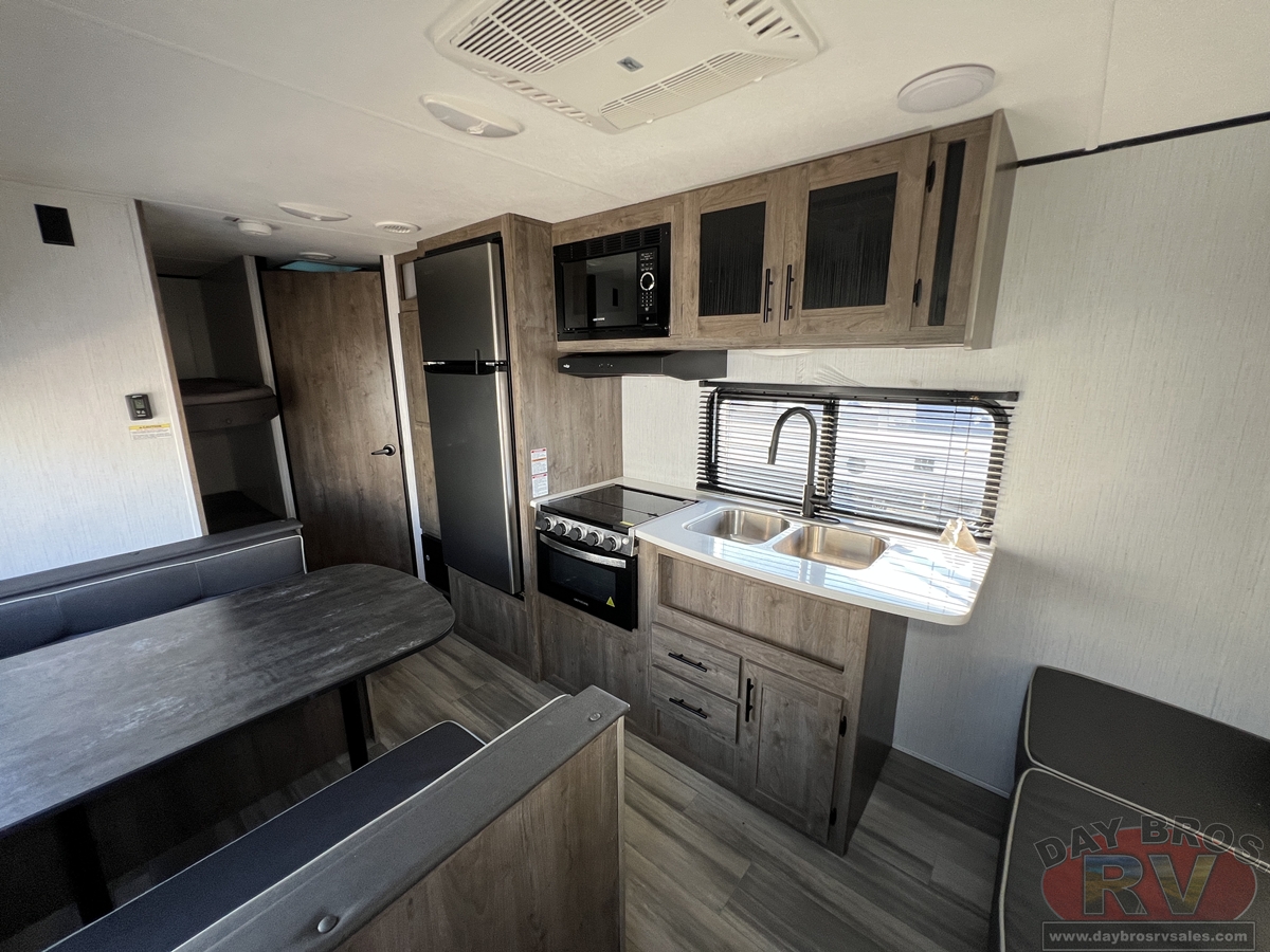 2021 Heartland Pioneer Travel Trailer