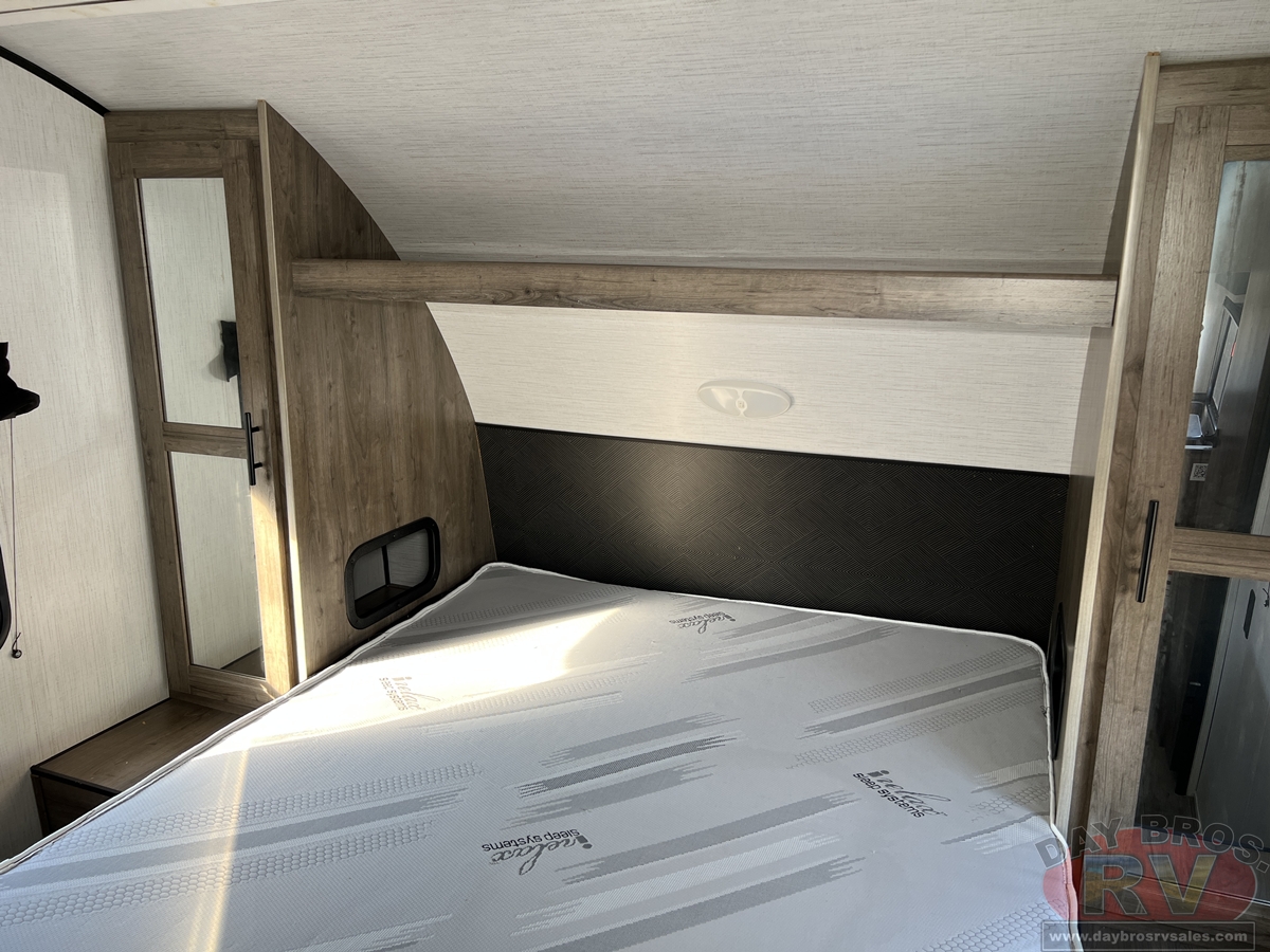 2021 Heartland Pioneer Travel Trailer