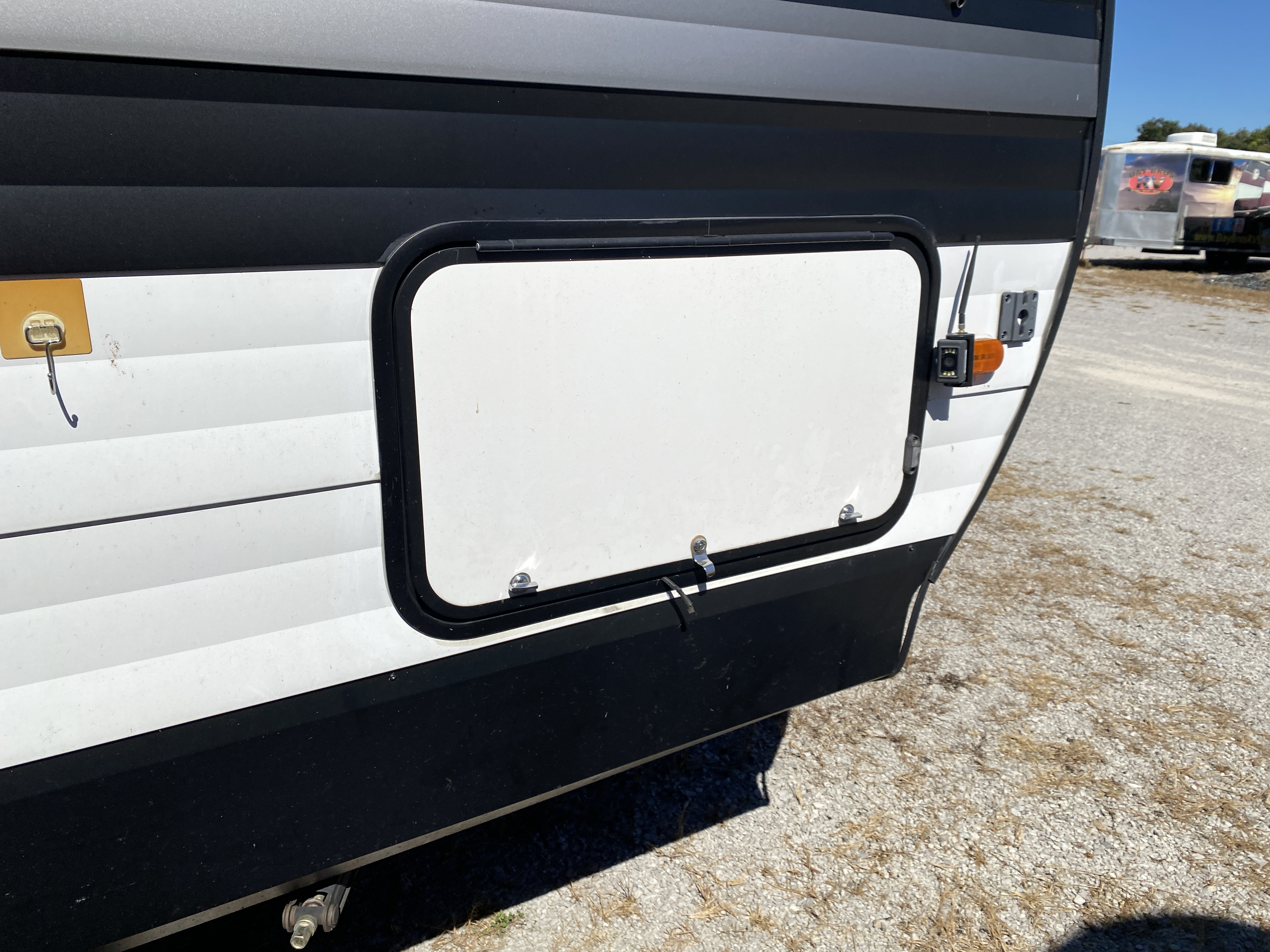 2022 Grand Design Transcend Xplor 247BH Travel Trailer