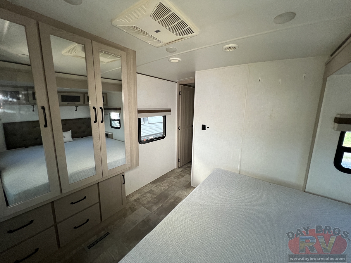 2024 Forest River Rockwood Signature Travel Trailers 8337RL Travel Trailer