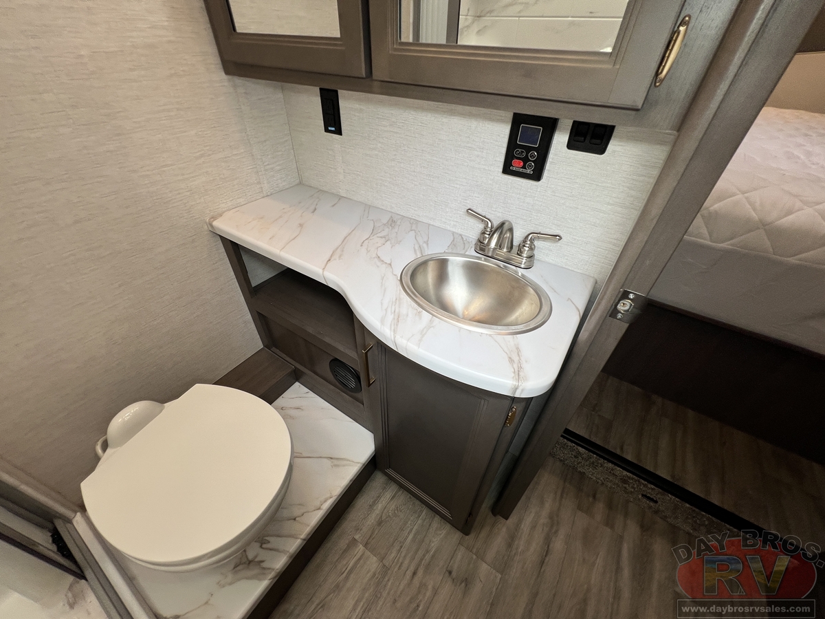 2024 Thor Motor Coach Four Winds Motorhome