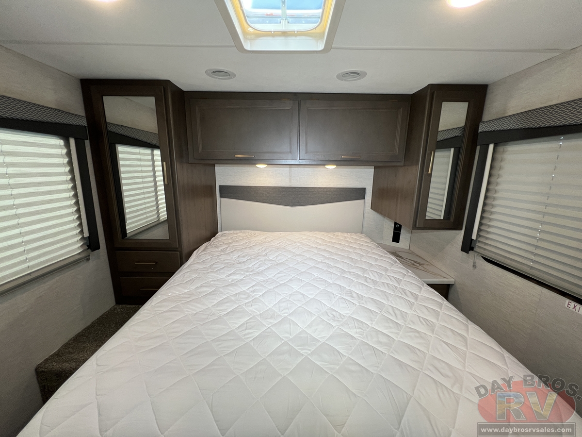2024 Thor Motor Coach Four Winds Motorhome