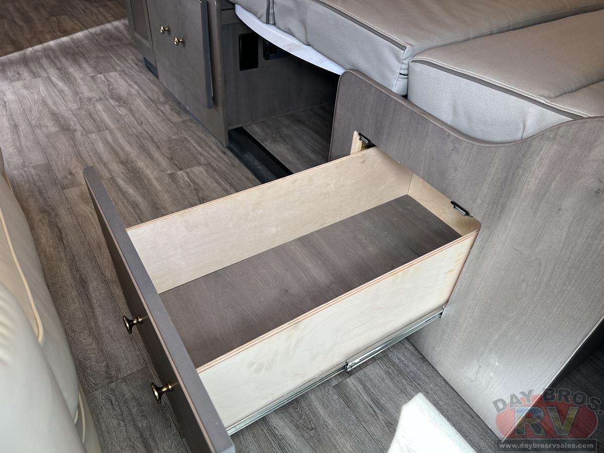 2024 Thor Motor Coach Four Winds Motorhome